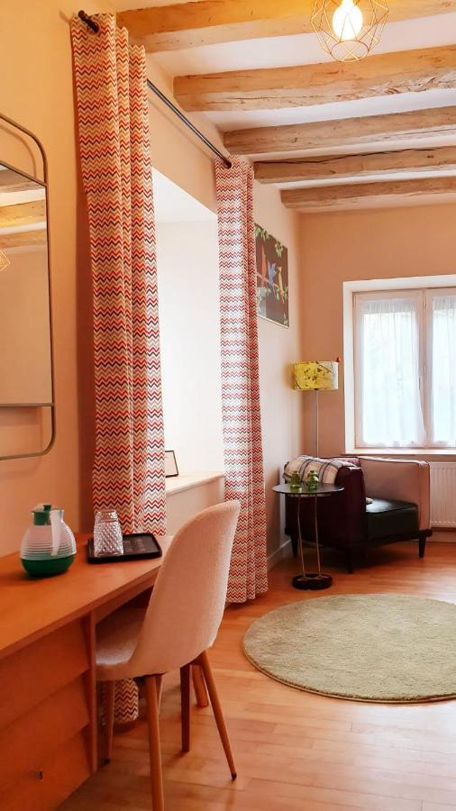 Le Terrier Hotel Miserey-Salines Екстериор снимка