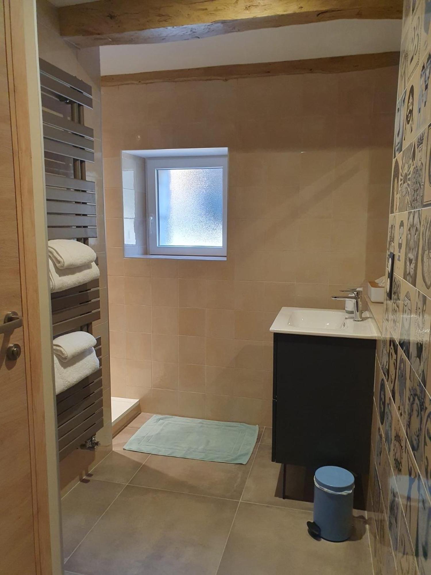 Le Terrier Hotel Miserey-Salines Екстериор снимка