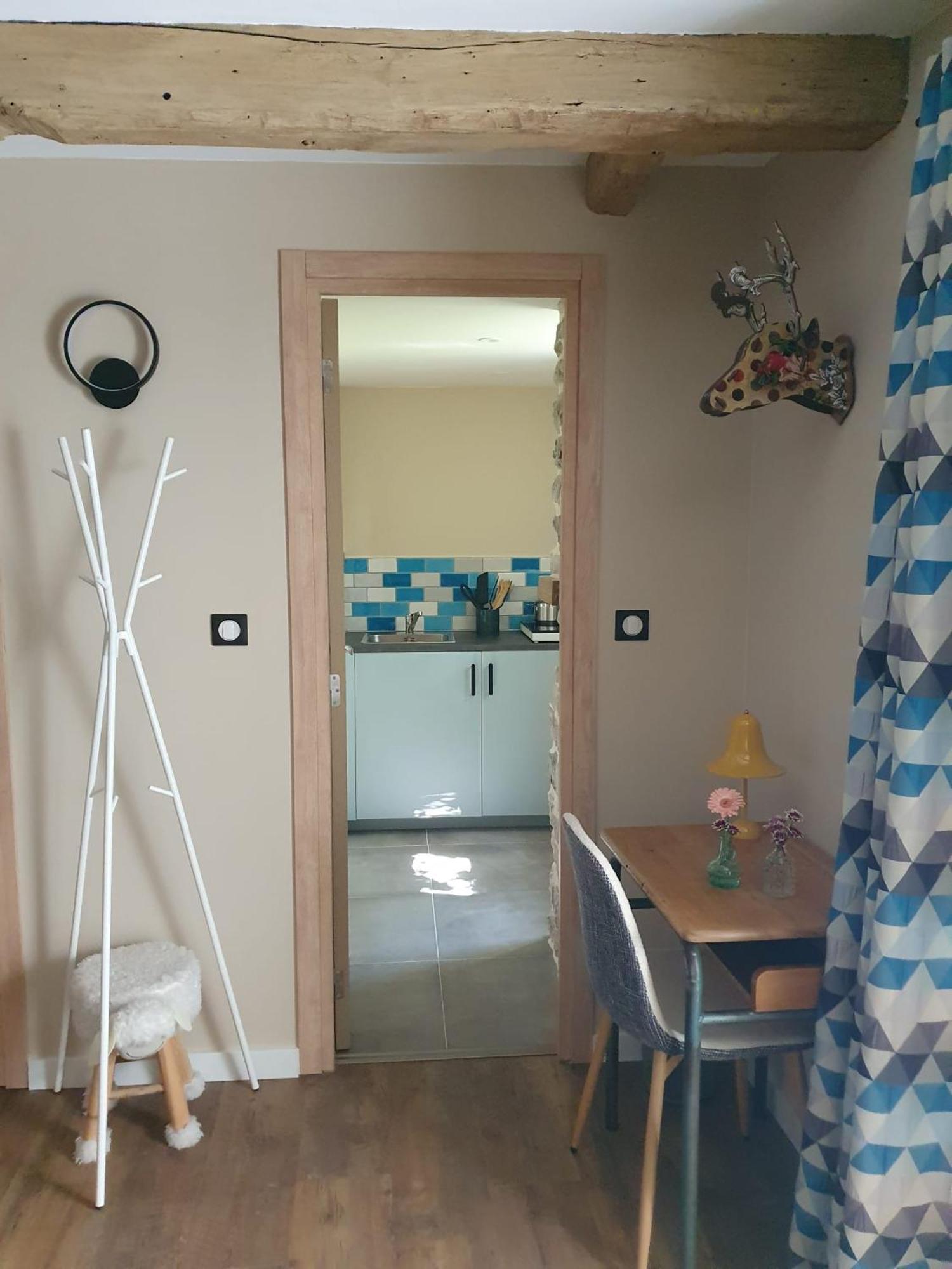 Le Terrier Hotel Miserey-Salines Екстериор снимка